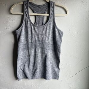Lululemon Heathered Grey Swiftly Racerback Tank Top‎ Sz 8 Hip Length